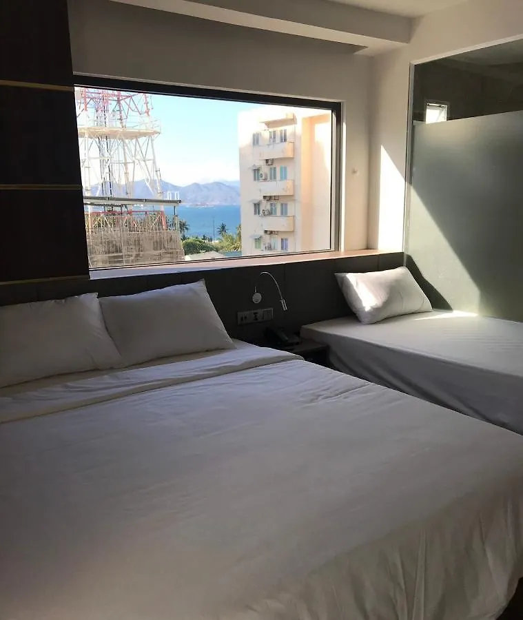 Grand Beach Hotel Nha Trang 3*,